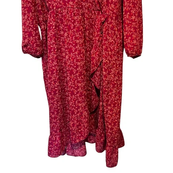 Old Navy Floral Wrap Dress - Picture 5 of 7